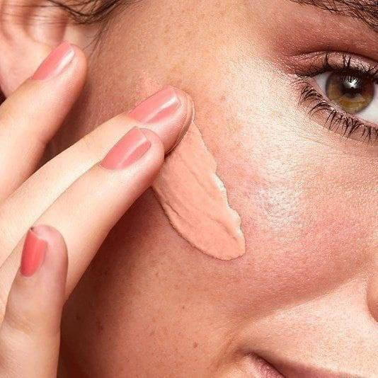 کرم صورت رنگدار هلویی ( پرفکتور پیچ گلو ) آنکالر اوریفلیم