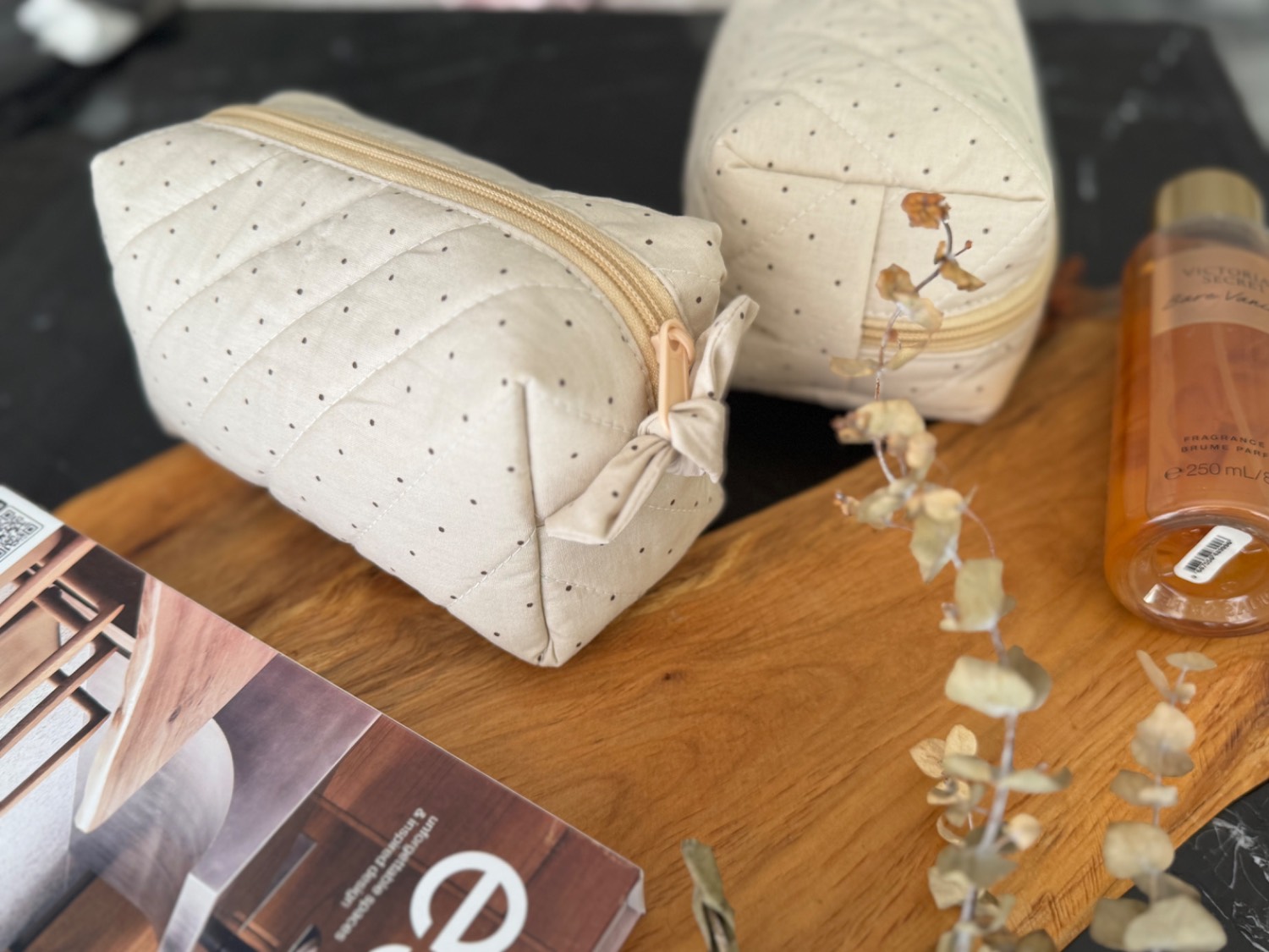 میکاپ بگ یا کیف آرایشی خال خالی